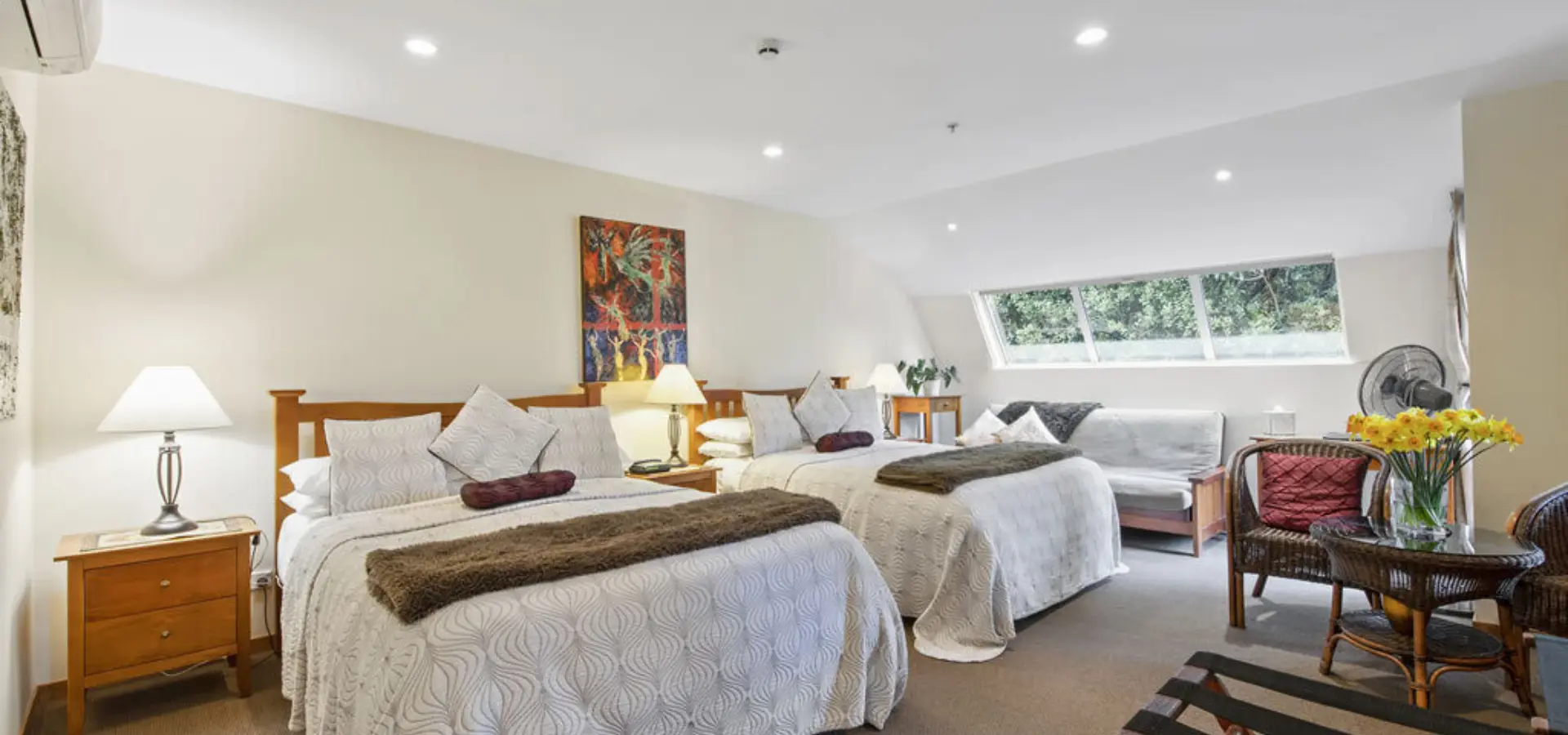 1735974930927 The Classic Villa Christchurch 27