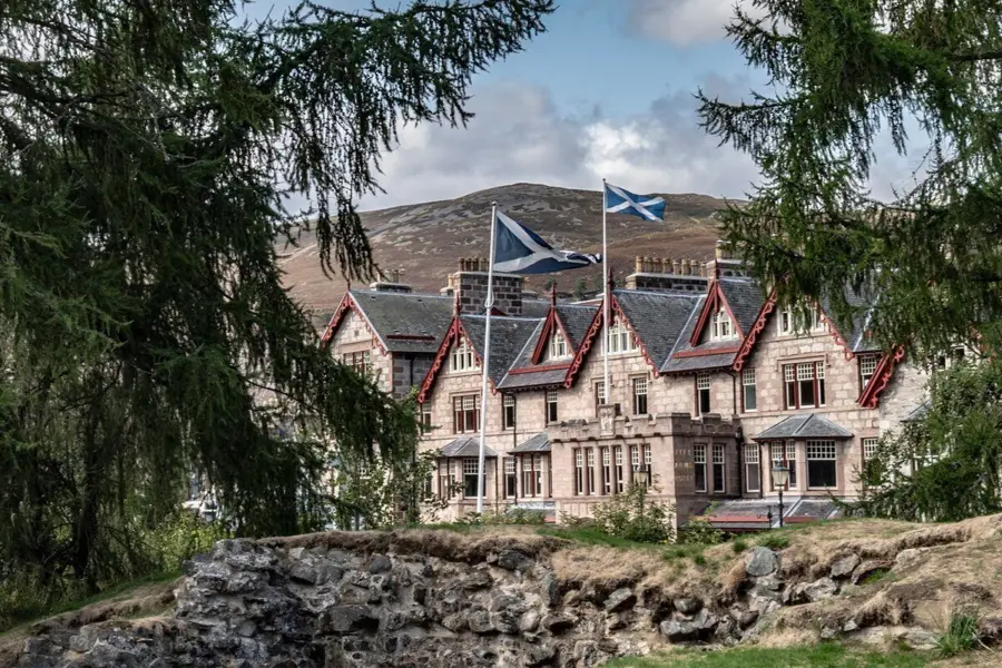 The fife arms