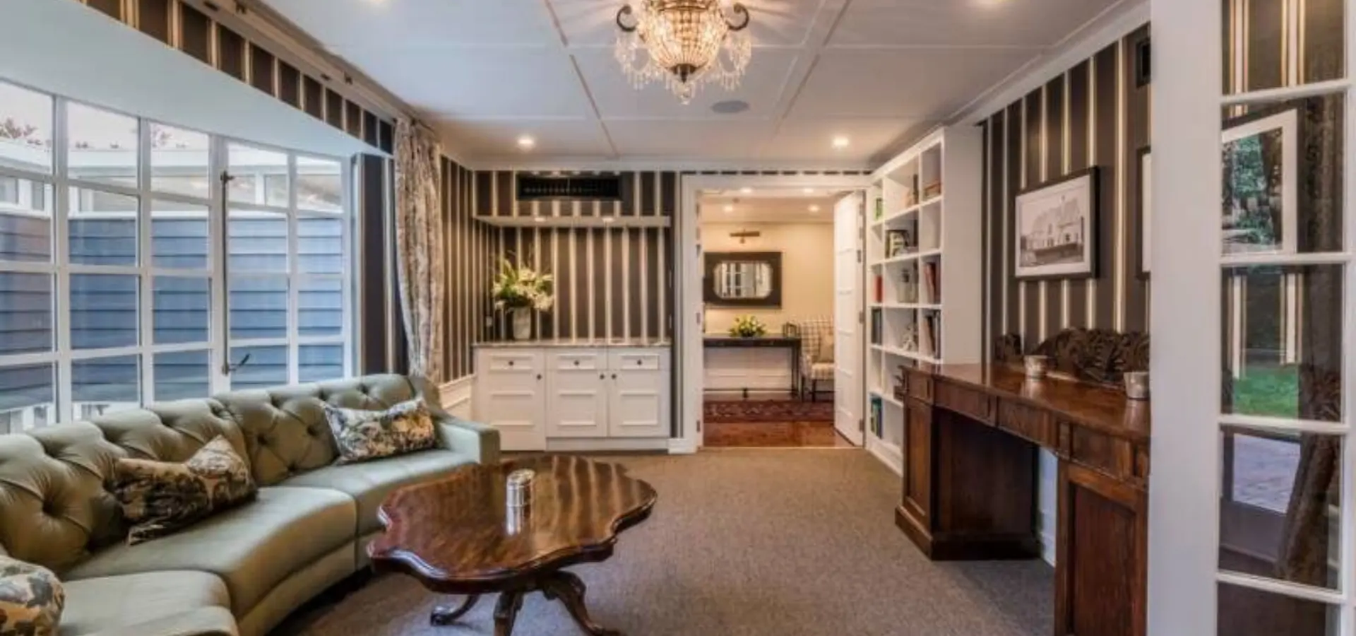1740568457537 TGH The Residence Library 1 800x500