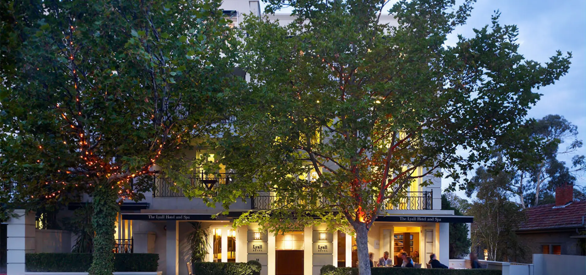 The lyall hotel2