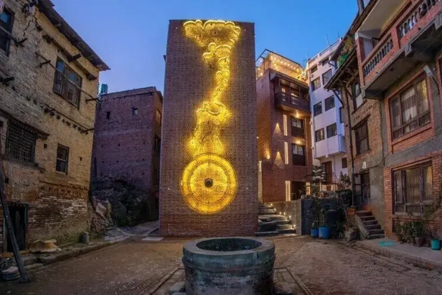 Publiccourtyardwithcommunitylivingtogether2r4ch4p