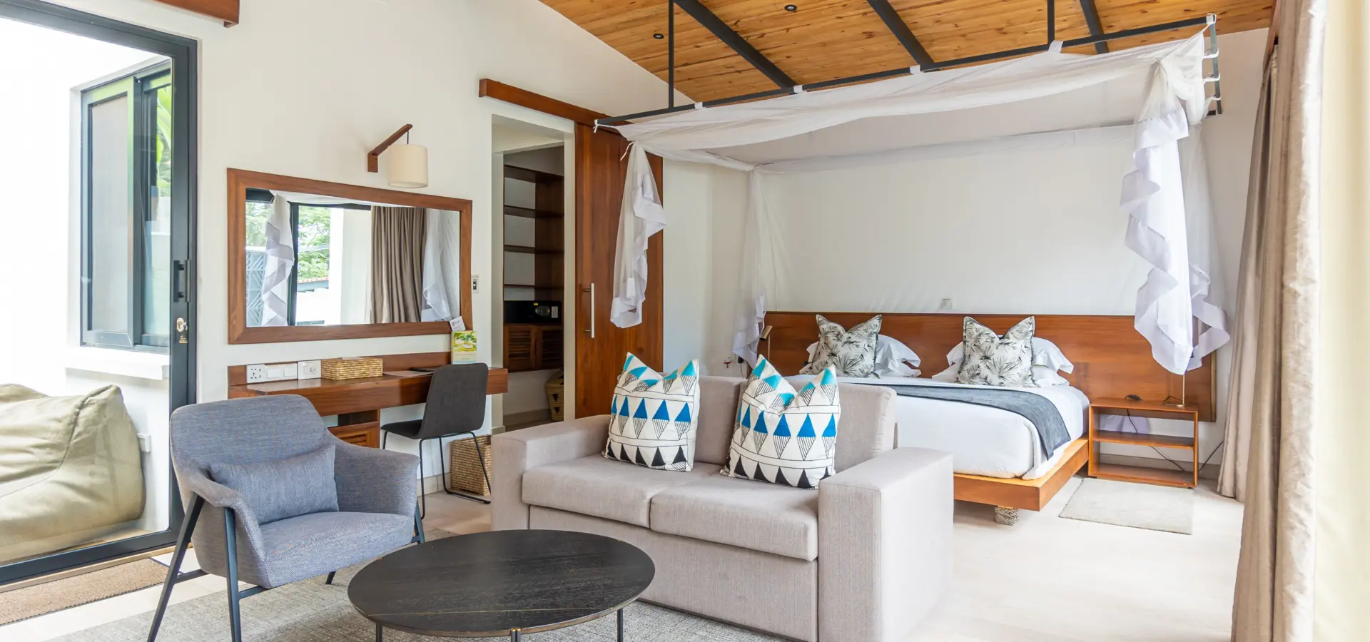 Pool villa king beda