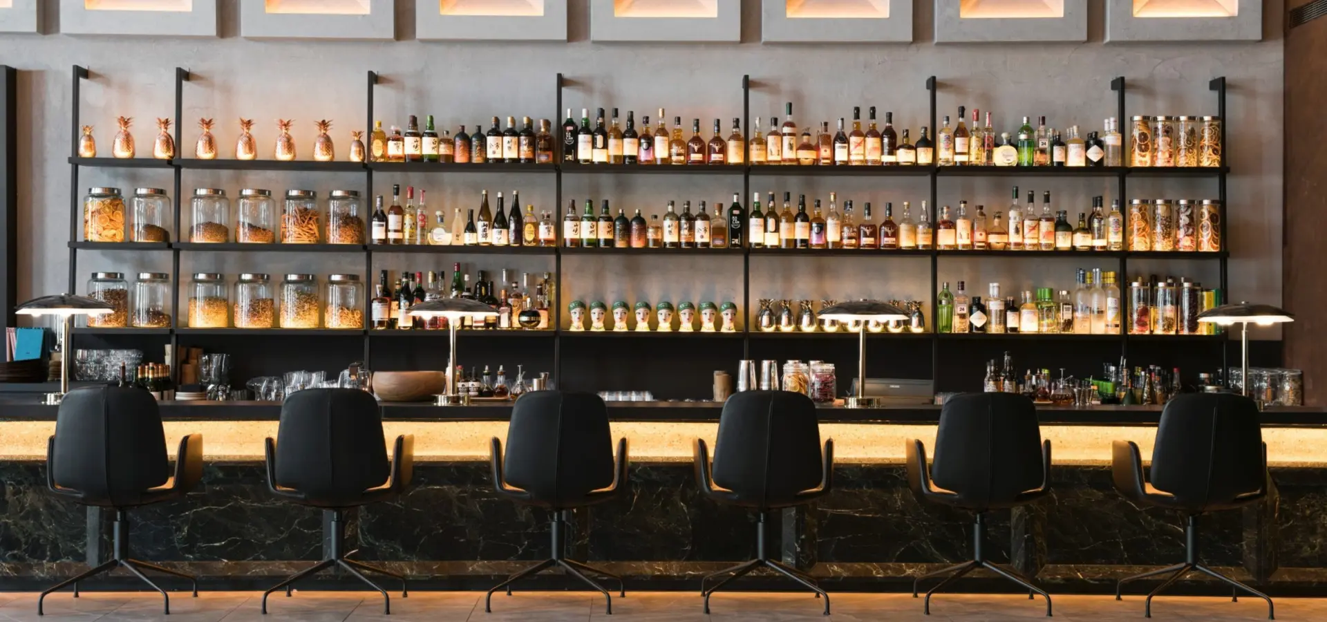 1757598964365lobby bar scaled
