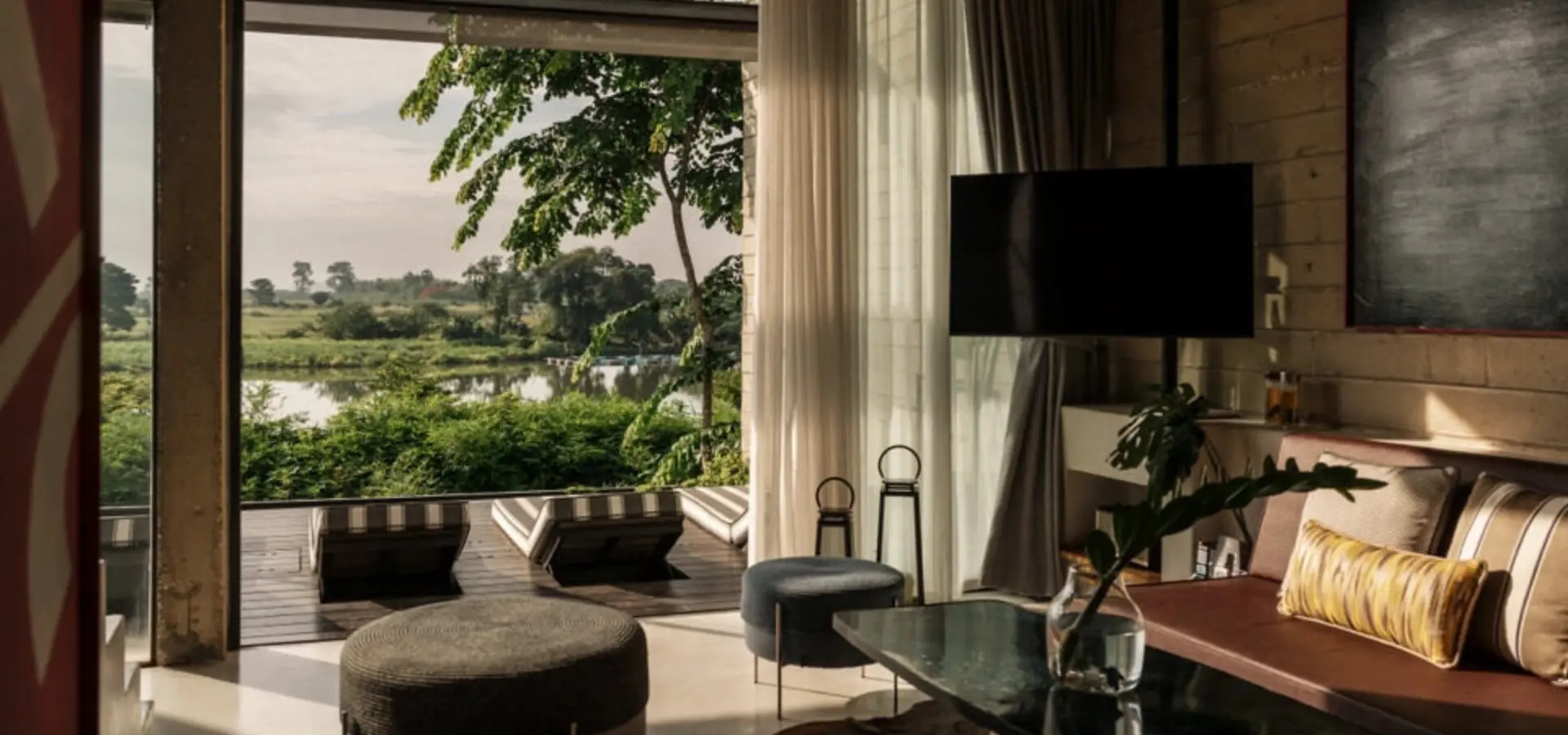 1741024125513 image gallery 64