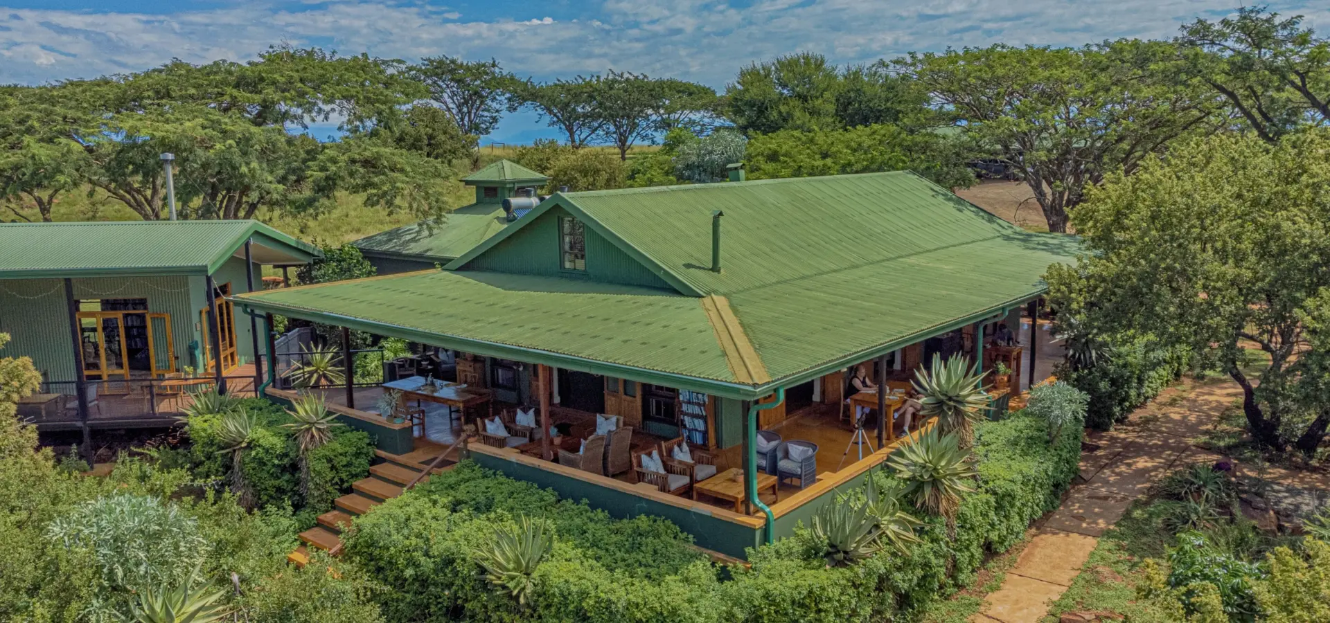 Lodge main lounge from spioenkop side