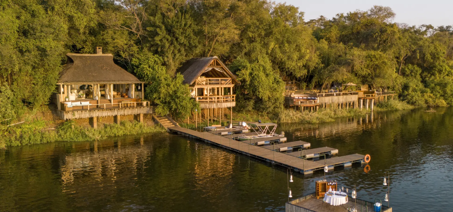 Tongabezi lodge and sampan dining