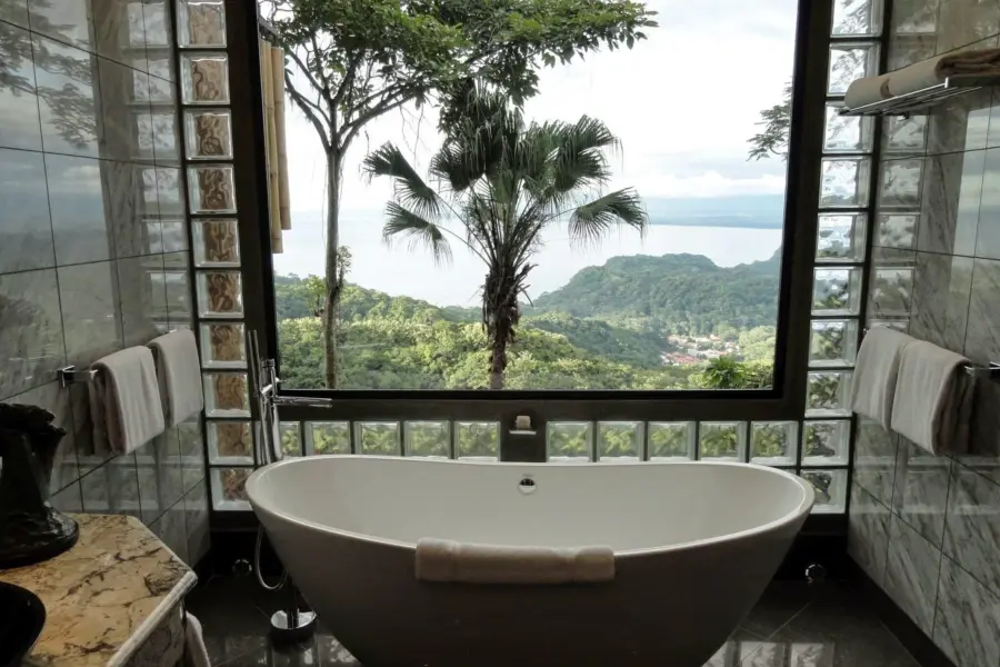 Bathtub room 29 villa caletas1