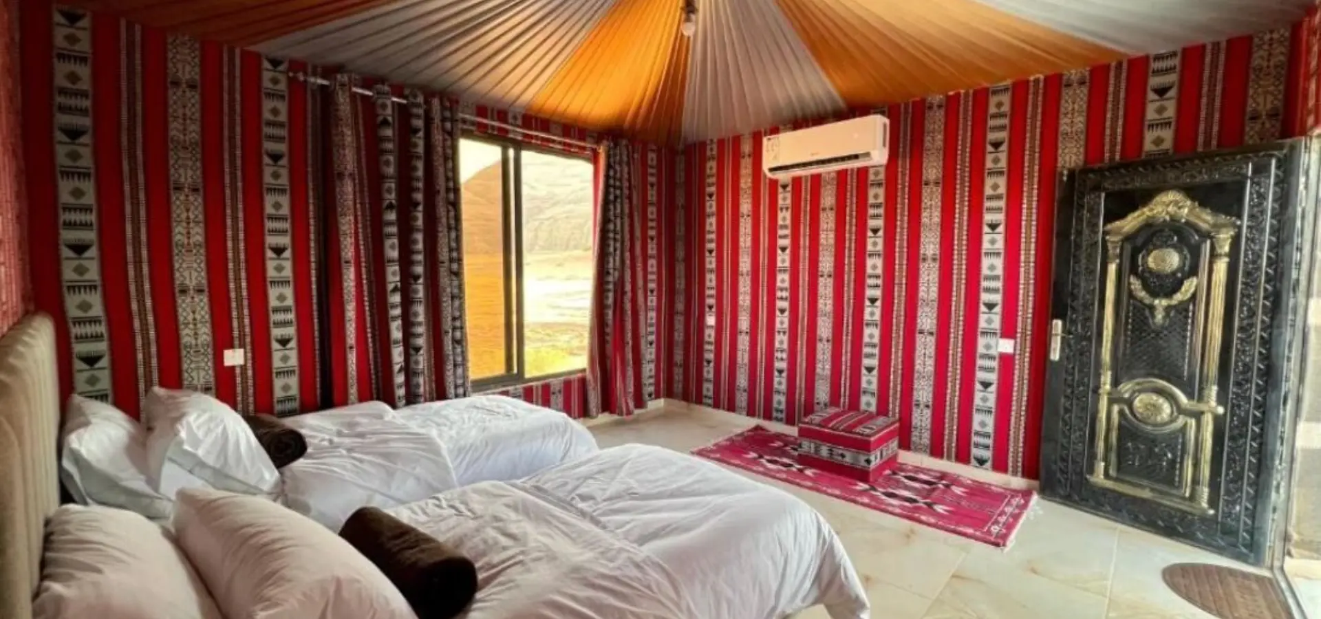 Sheikh tent bedroom