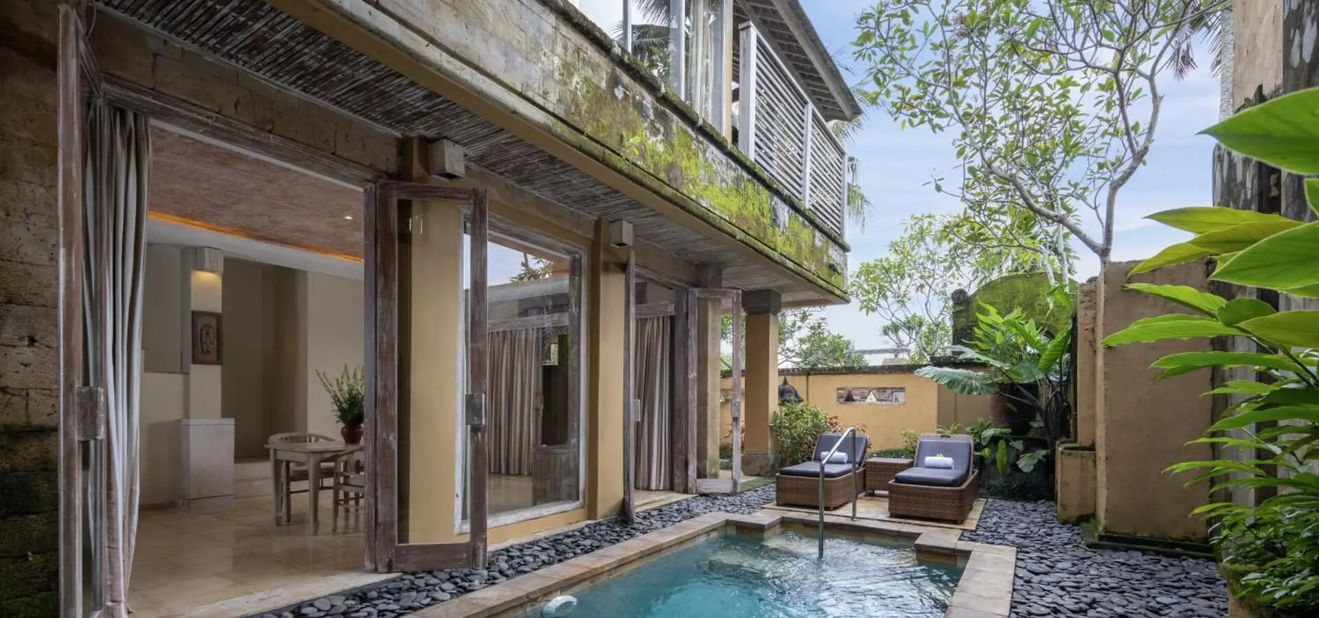 1737533126530 ubud accommodation family pool villa 4