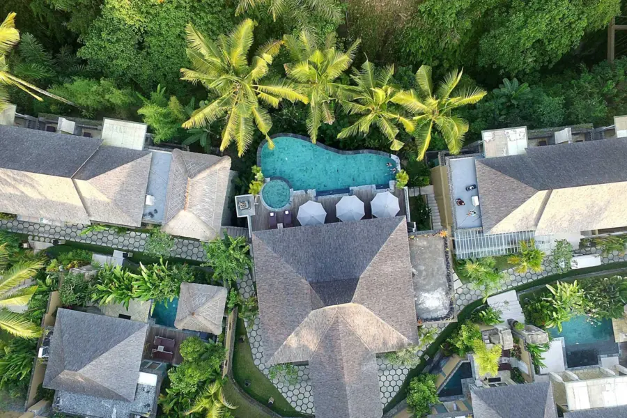 1737533126538 ubud swimming pool 1