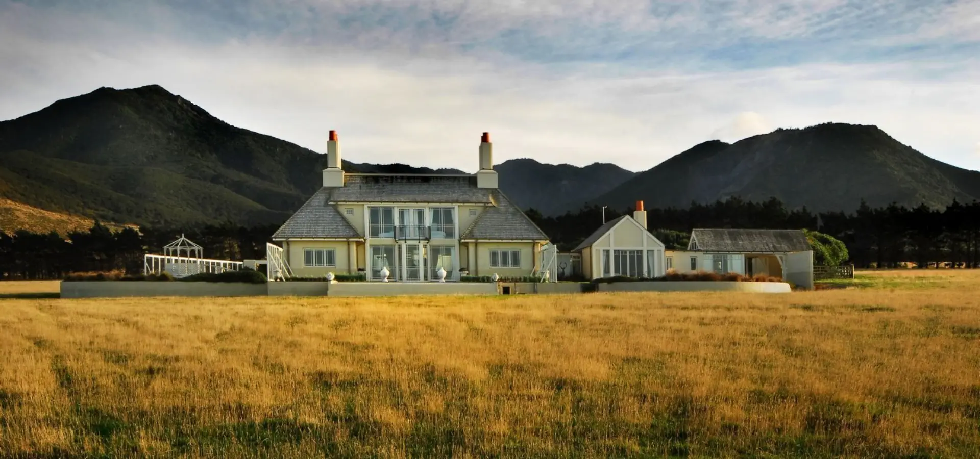 Chateau wellington by g sheehan nov 07