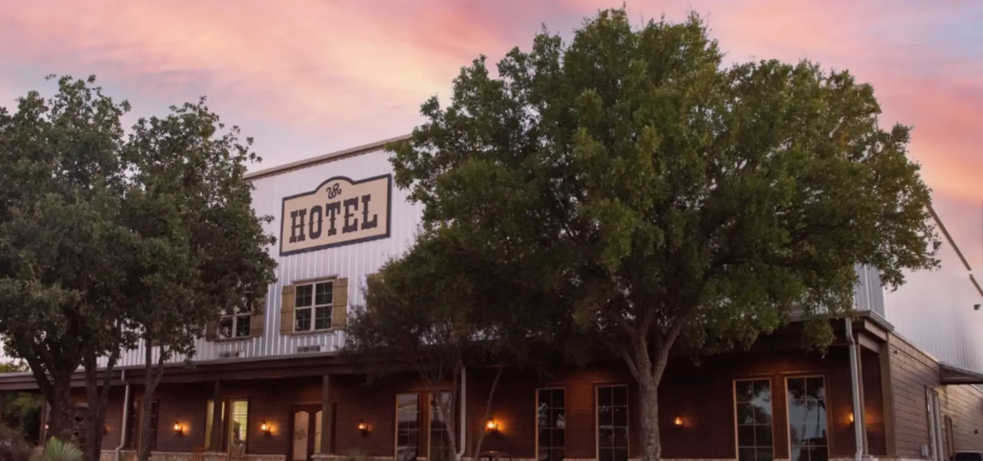 Wildecatter ranch hotel